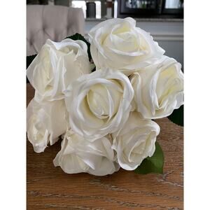 White-colored Artificial 7 Rose Bouquet 11.5"